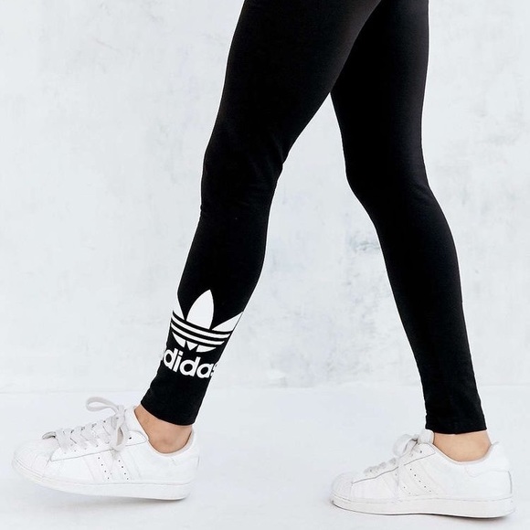 NWT adidas trefoil leggings - Picture 2 of 8